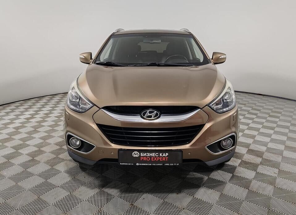 Hyundai ix35, I Рестайлинг 2.0 AT (150 л.с.)