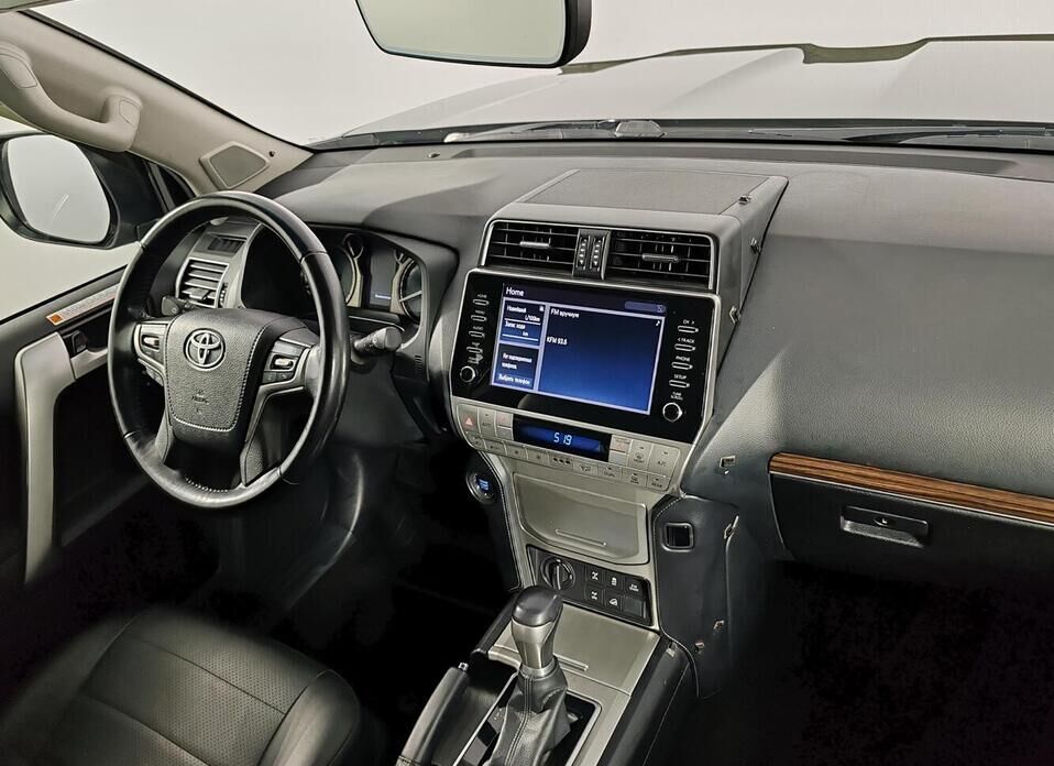 Toyota Land Cruiser Prado 2.8d AT (200 л.с.) 4WD