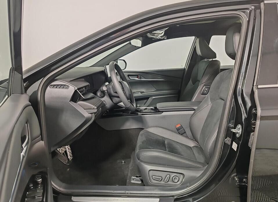 Toyota Camry, IX (XV80) China Market 2.0hyb CVT (197 л.с.)