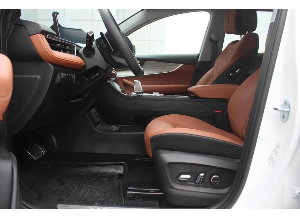 Chery Tiggo 8 Pro Max 2.0 AMT (197 л.с.) 4WD