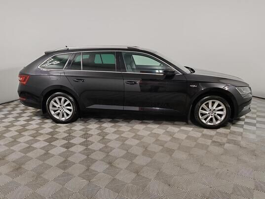 Skoda Superb, 2016 г., 184 580 км