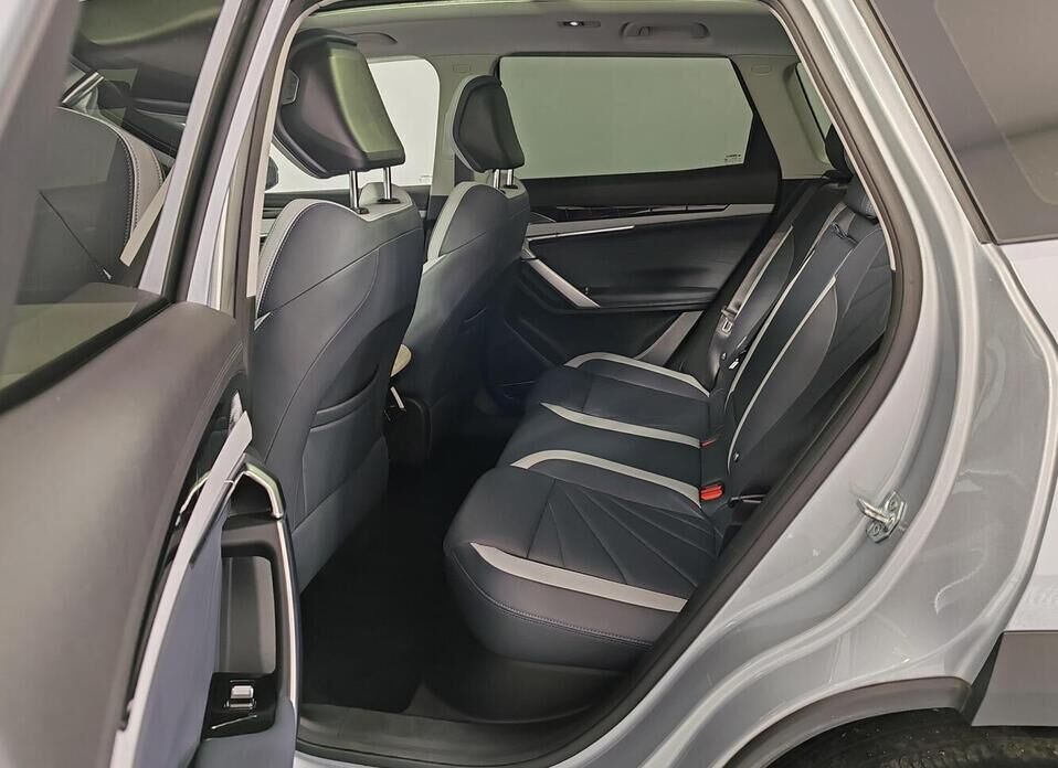 Geely Atlas, II 2.0 AMT (200 л.с.)
