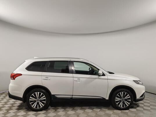 Mitsubishi Outlander, 2018&nbsp;г., 162&nbsp;007&nbsp;км