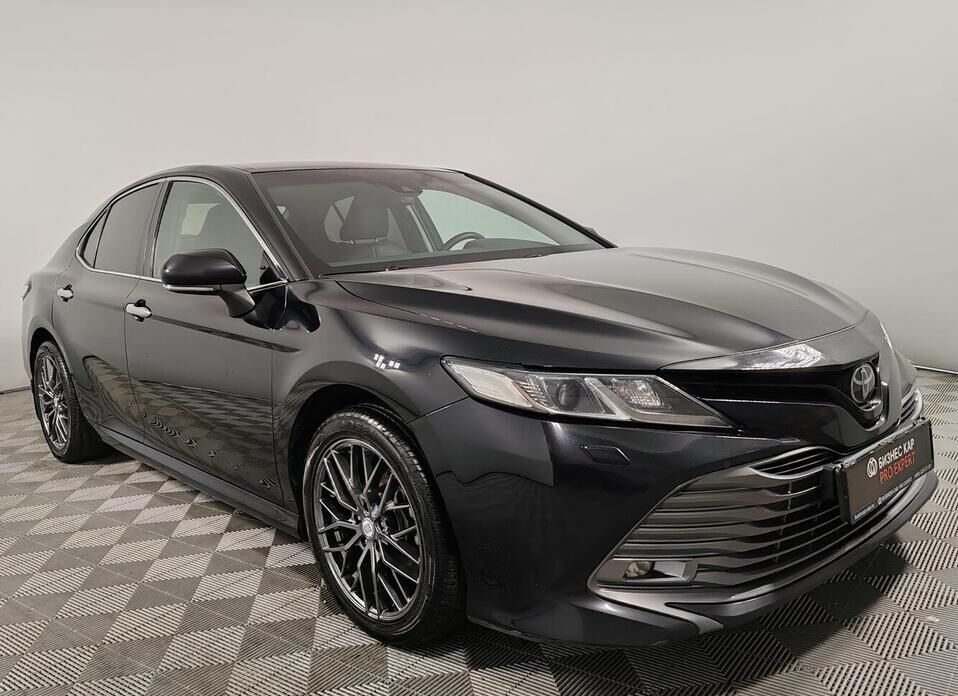 Toyota Camry 2.5 AT (181 л.с.)