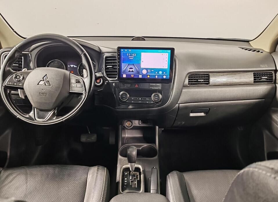 Mitsubishi Outlander, III Рестайлинг 2 2.4 CVT (167 л.с.) 4WD