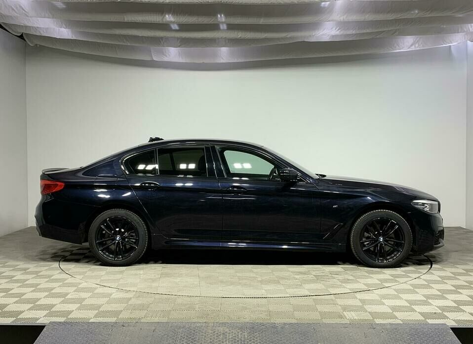 BMW 5 серии 520d xDrive 2.0d AT (190 л.с.) 4WD