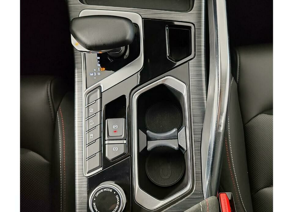 Geely Tugella 2.0 AT (238 л.с.) 4WD